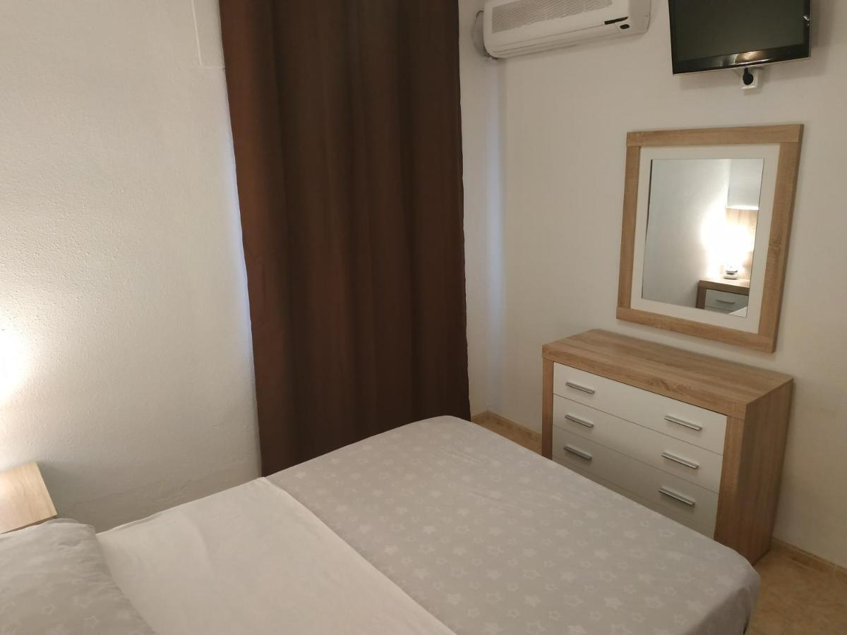 Rmm27 - Piso En Zona Tranquila De Tortosa Apartman Kültér fotó