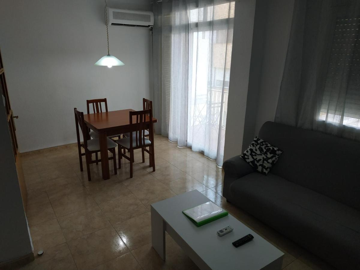 Rmm27 - Piso En Zona Tranquila De Tortosa Apartman Kültér fotó
